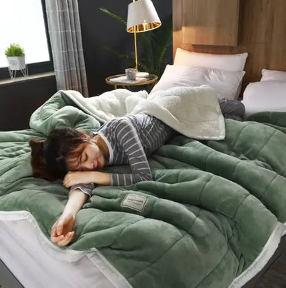 DreamCloud Blankets